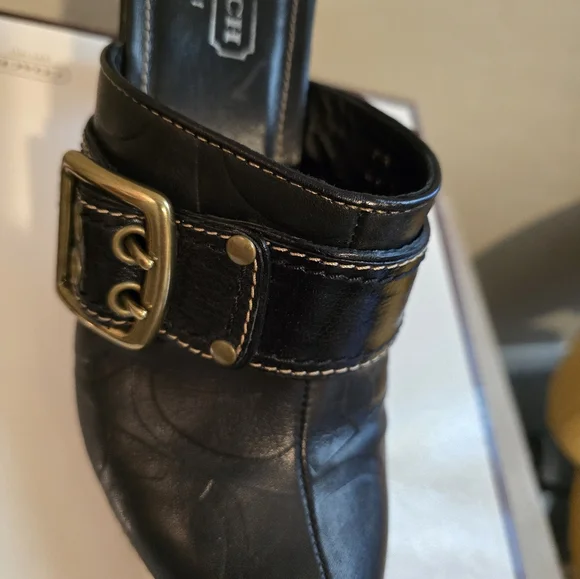 Coach Black 4 Inc. Women's Clogs - Picture 3 of 9